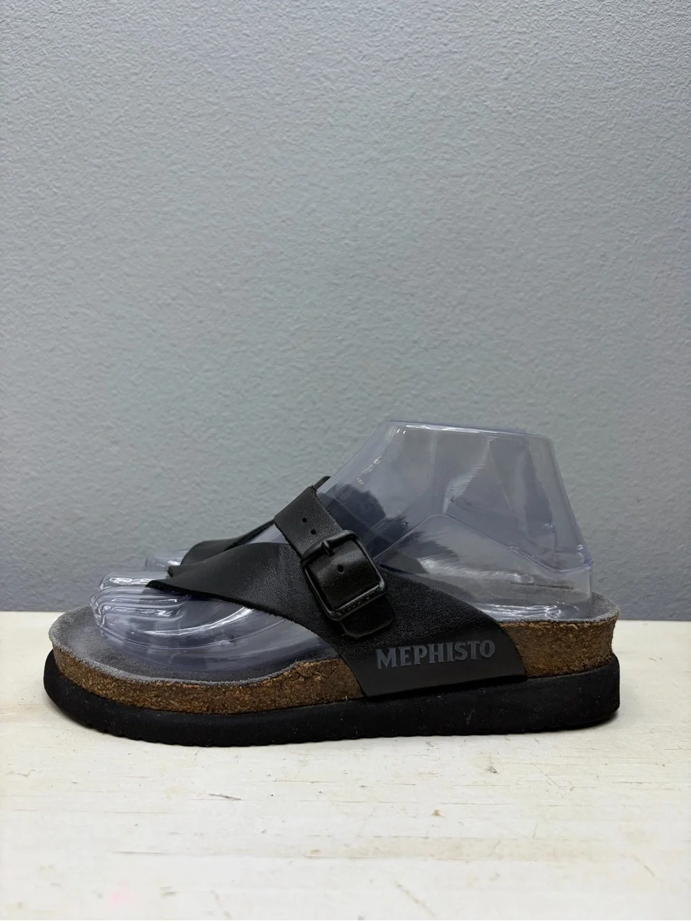 Mephisto Black Leather Helen Sandals Size 36